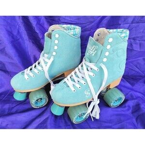 Candi Girl Teal Women's Quad Roller Skates Size 8 Fashion ! Color Turquoise !
